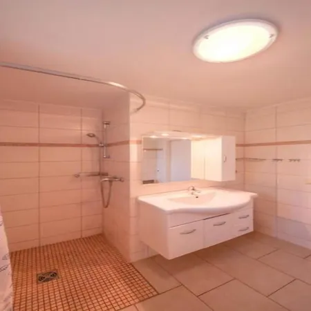 بيت للعطل Heimeliger Doppelbungalow Mit Terrasse Im Mirow Granzow