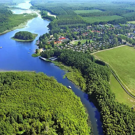 Heimeliger Doppelbungalow Mit Terrasse Im Mirow Holiday home *