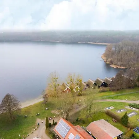 Holiday home Heimeliger Doppelbungalow Mit Terrasse Im Mirow *